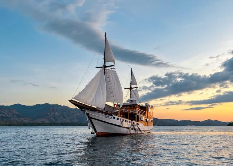 Vinca Voyage Liveaboard